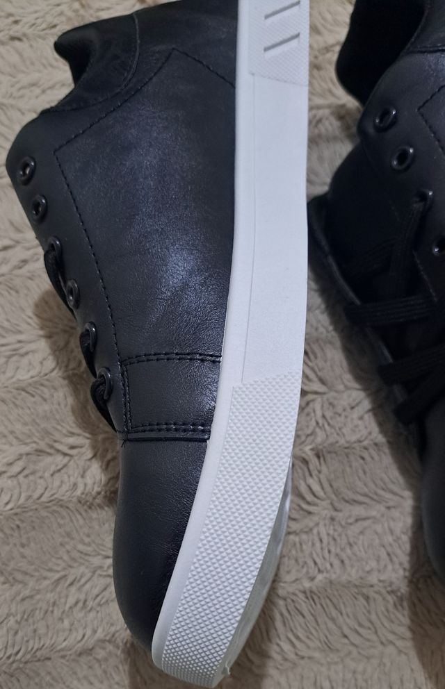 Zapatillas negras de vestir