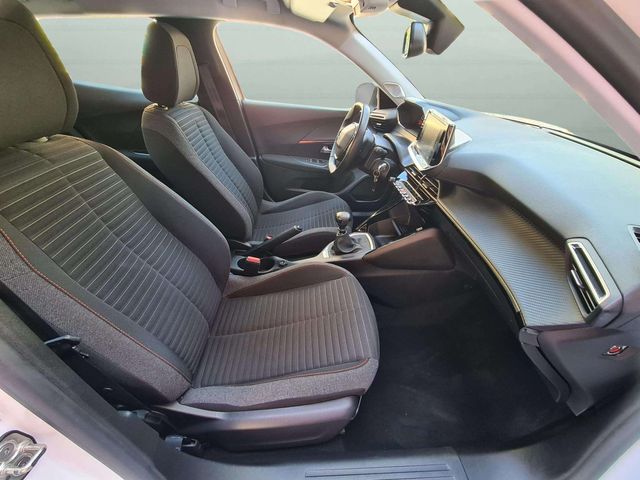 Peugeot 2008 1.2i 100cv. "ACTIVE PACK" LLANTAS