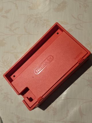 Nintendo Switch roja + juego + funda