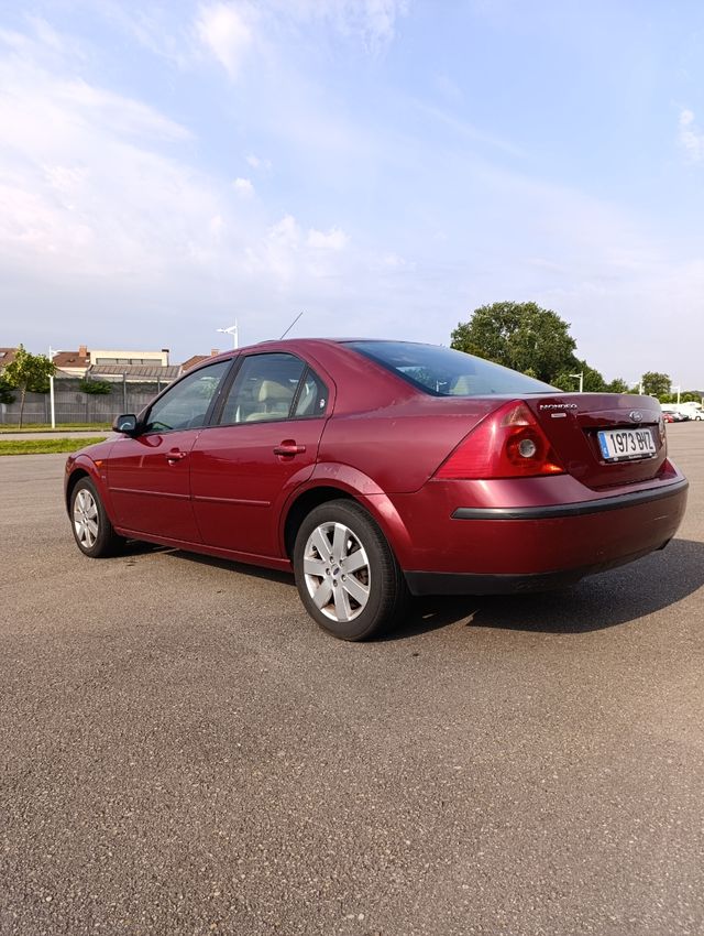 Ford Mondeo 2002