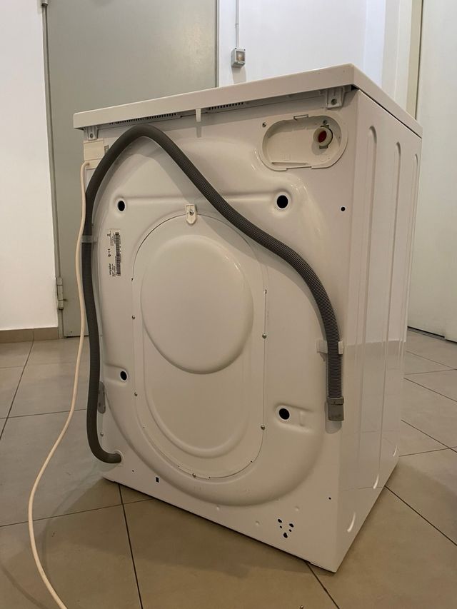 Lavasecadora Whirlpool FFWDB864349WV, 8/6 kg, Carga Frontal, Eficiencia D - Blanco