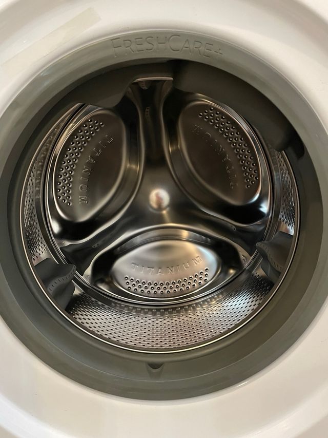 Lavasecadora Whirlpool FFWDB864349WV, 8/6 kg, Carga Frontal, Eficiencia D - Blanco