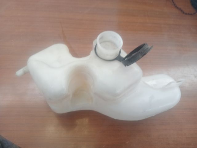 Bote limpia parabrisas Renault super 5 turbo