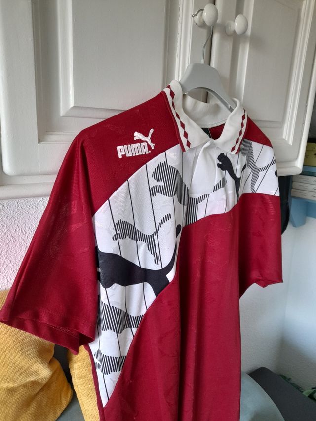 Camiseta Puma retro años 90