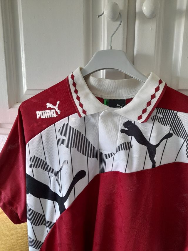 Camiseta Puma retro años 90