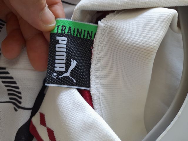 Camiseta Puma retro años 90