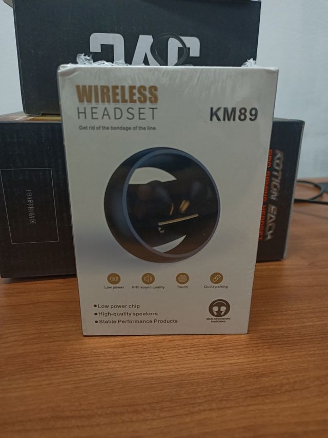 Auriculares inalámbricos KOTION EACH KM89