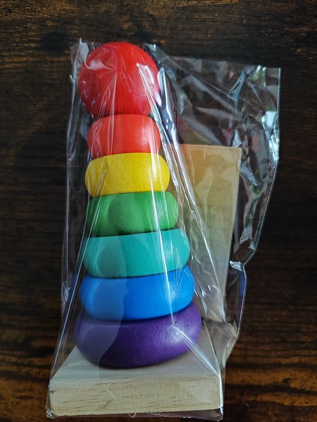Juguetes madera apilables arcoiris