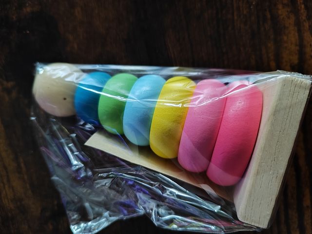 Juguetes madera apilables arcoiris