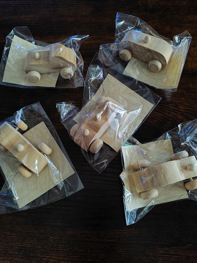 Coches madera Montessori