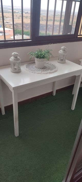 Mesa de exterior o interior