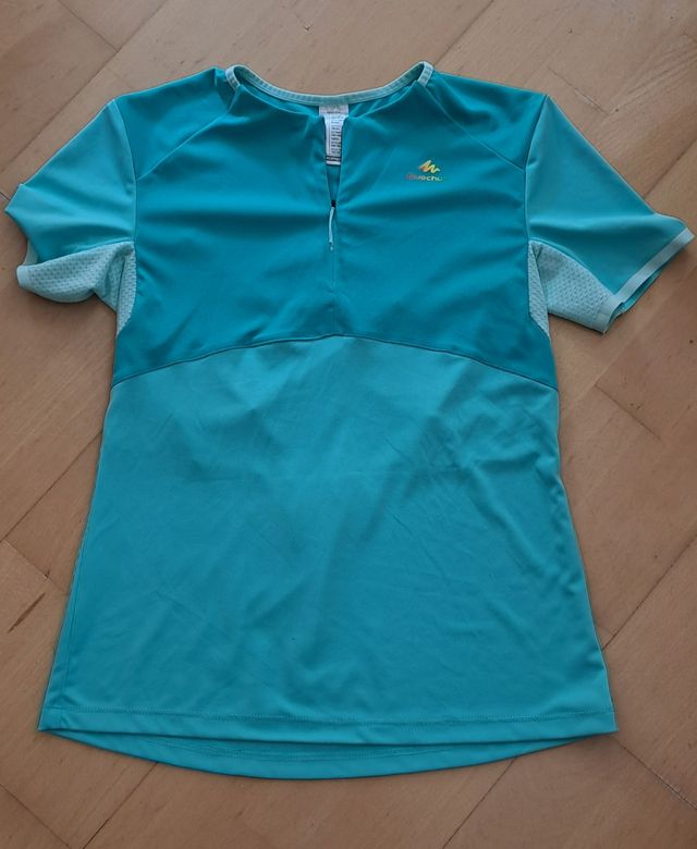 Conjunto deportivo Quechua