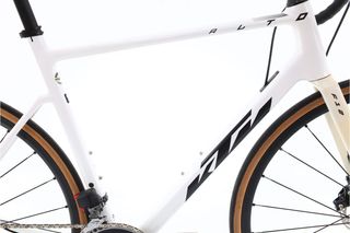 Bicicleta KTM Revelator Alto AXS 12V talla 56 Reacondicionada