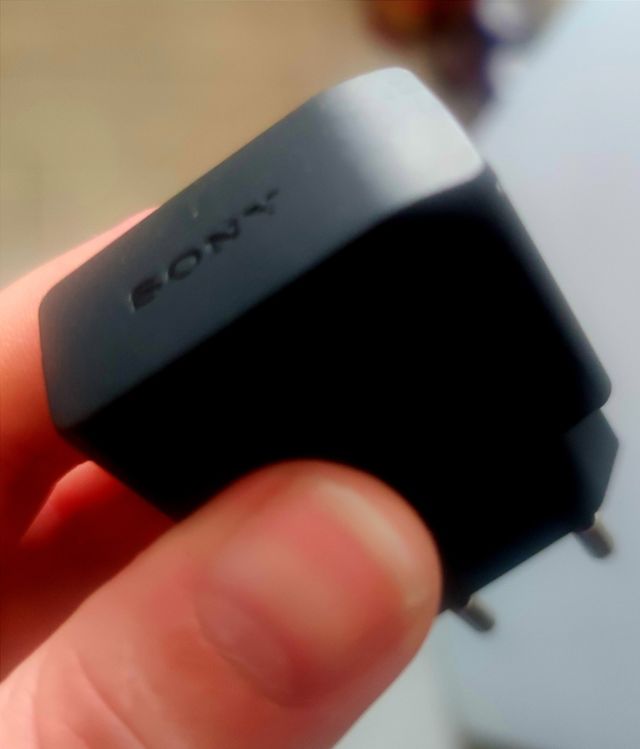 GUASTO DA RIPARARE O PER RICAMBI = Sony Xperia T3