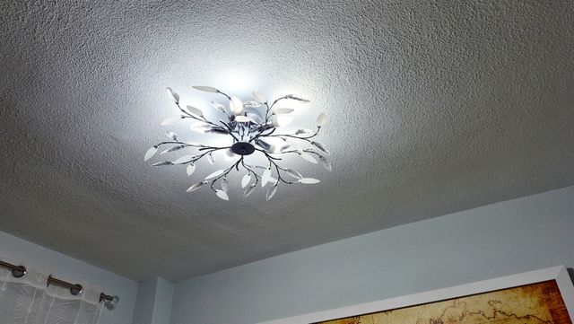 Lámpara techo hojas cristal
