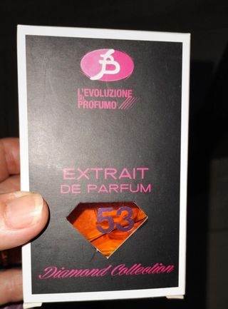 Profumo evoluzione del profumo n.53
Estratto
