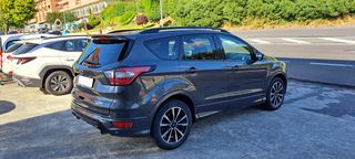 Ford Kuga 2.0 Tdci ST-Line