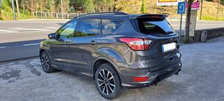 Ford Kuga 2.0 Tdci ST-Line