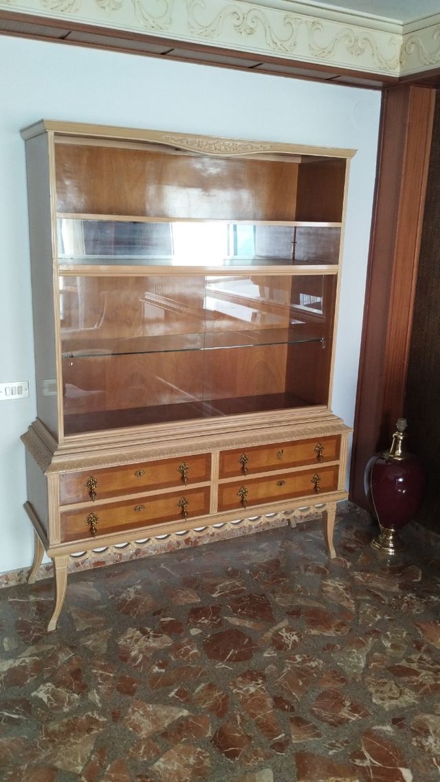 Vitrina vintage madera y cristal