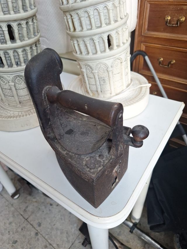 Plancha de carbón vintage