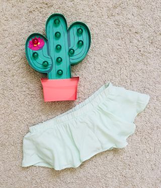 Top corto Zara verde M