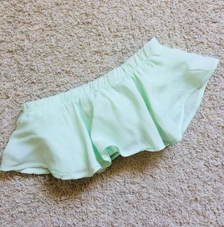 Top corto Zara verde M