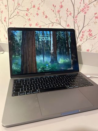 MacBook Pro 2018 Gris Plata