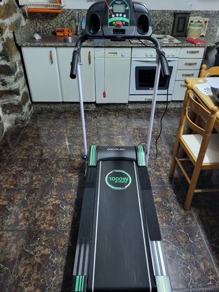 Cinta Caminar y Correr Cecotec 1000W