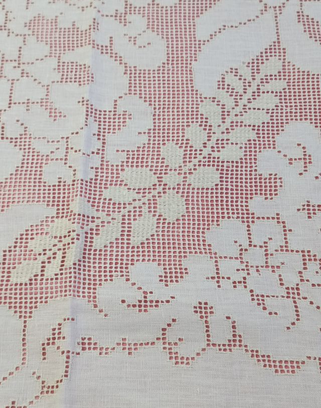 Colcha lino marfil con bordado Siciliano