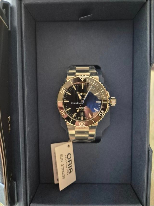 Oris Aquis Date Automático Negro