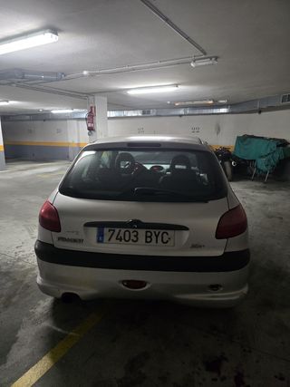 Peugeot 206 2002