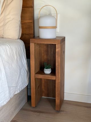 Mesita noche madera maciza