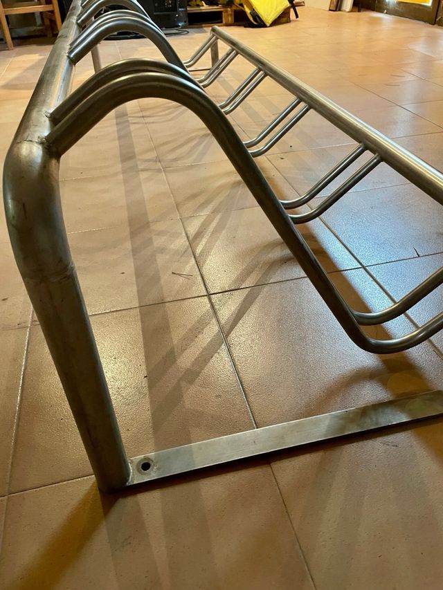 Soporte bicis acero inoxidable - 6 plazas