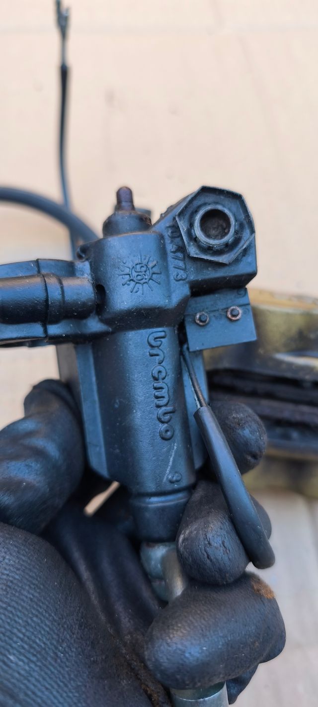 Bomba Freno Delantero Brembo