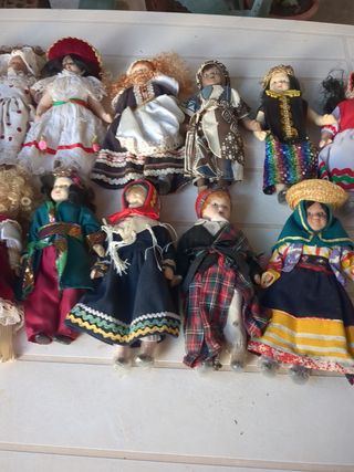 18 Muñecas porcelana