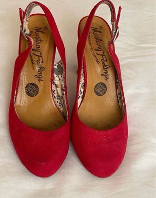 Zapatos slingback Mustang rojos 
