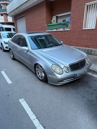 Mercedes-Benz E320 2005