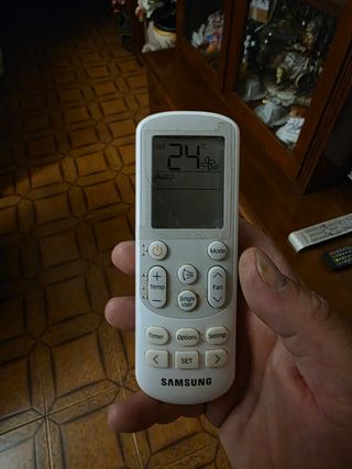 Telecomando  Samsung DB93-15882Q
+4 filtri nuovi