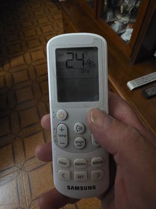 Telecomando  Samsung DB93-15882Q
+4 filtri nuovi