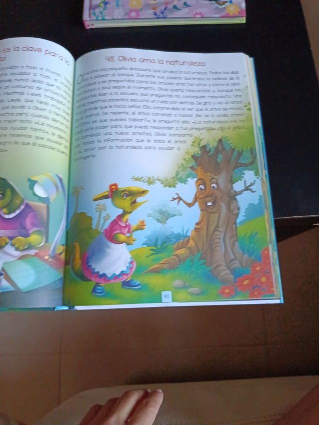 101 CUENTOS DE DINOSAURIOS (Spanish Edition)