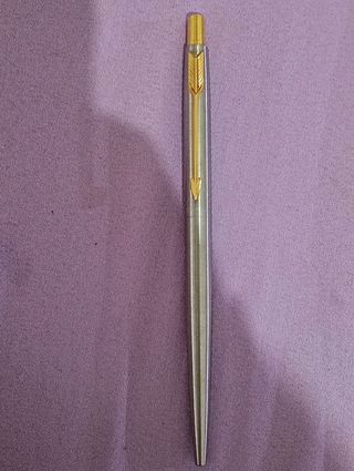 Bolígrafo Parker classic steel GT