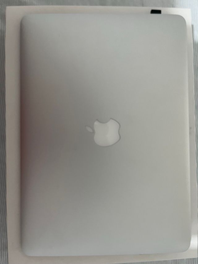 MacBook Air 13" Plata