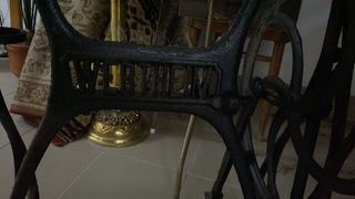 Máquina de coser antigua Weltfried