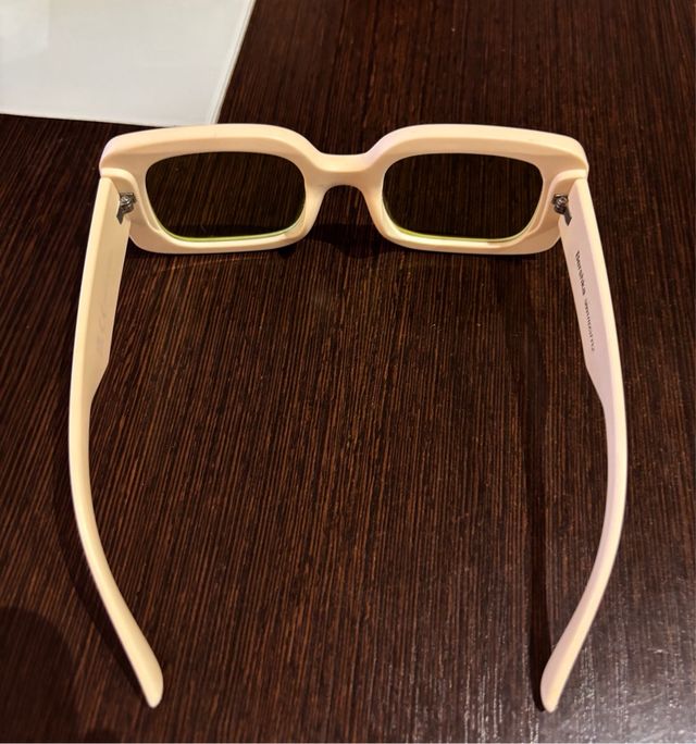 Gafas Bershka  - Beige y Amarillas