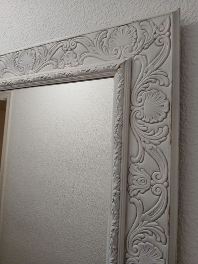 Specchio antico bianco rotto