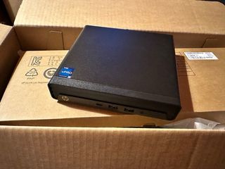 HP Pro Mini 400 G9 - Negro