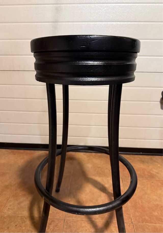 6 TABURETES DE ASIENTO MADERA Y PIE DE HIERRO