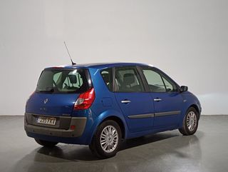 Renault Scénic 1.9 dCi 130