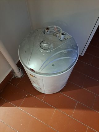 Termo eléctrico Cointra 30L