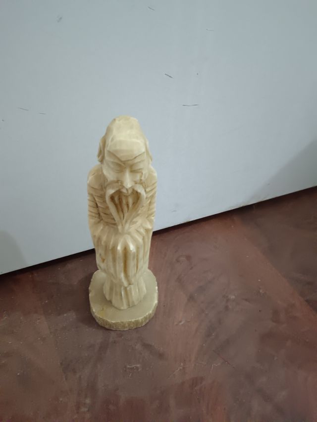 Figura de alabastro antiguo